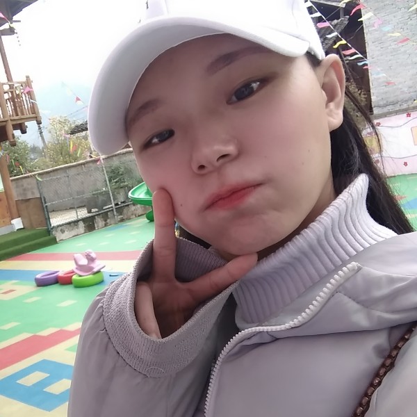 落寞等待电脑的照片