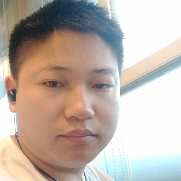 覩清欢的照片