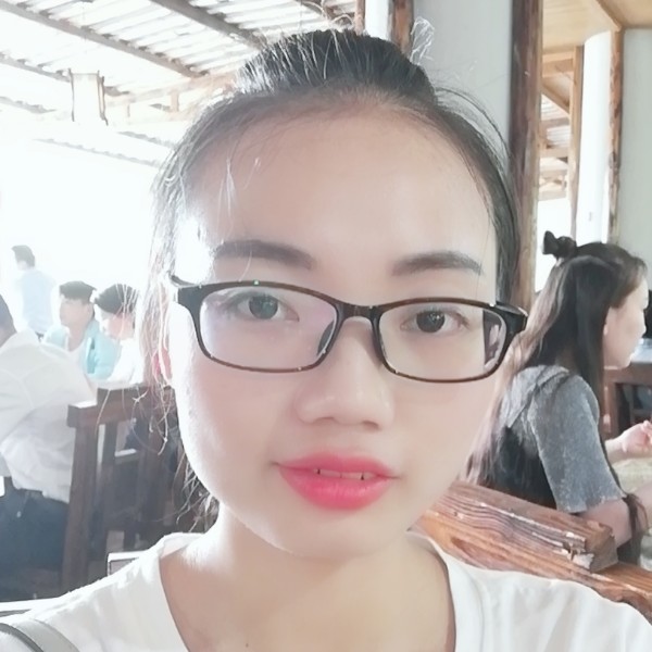 胆小小鬼的照片