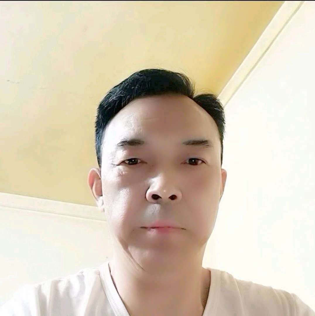 萝莉方忧心的照片