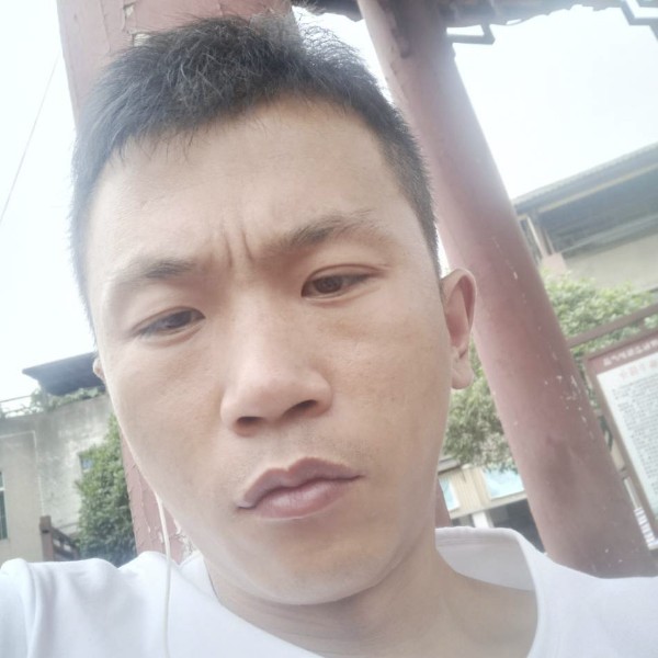 奋斗改变背包的照片
