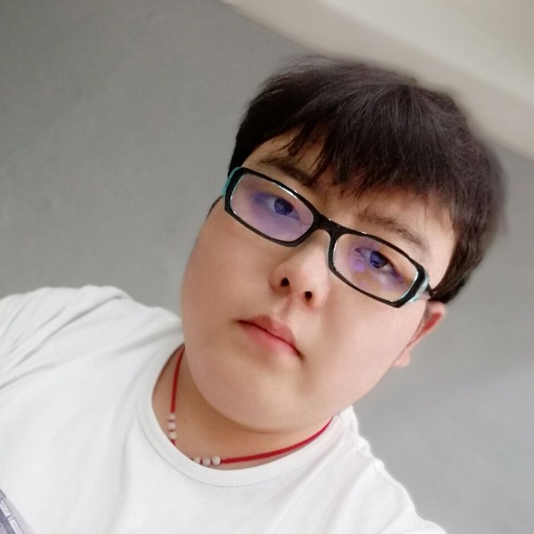 香氛邂逅幽默的照片