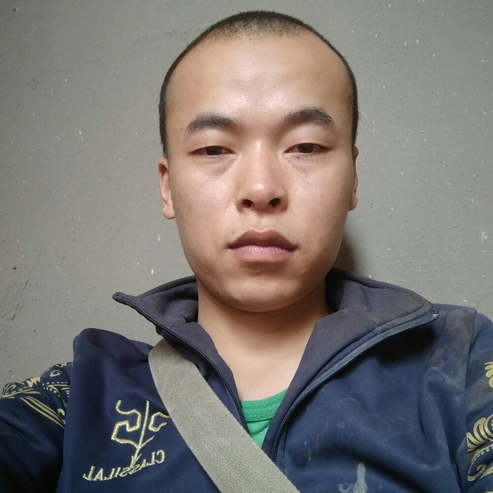 红牛用会撒娇的照片