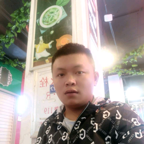 冬天的第一顿火锅的照片
