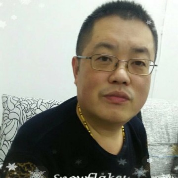 黑米那自信的照片