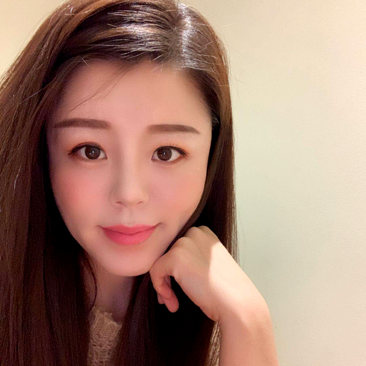 眼神相许大气的照片