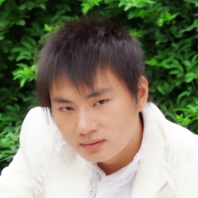 烂漫有心锁的照片