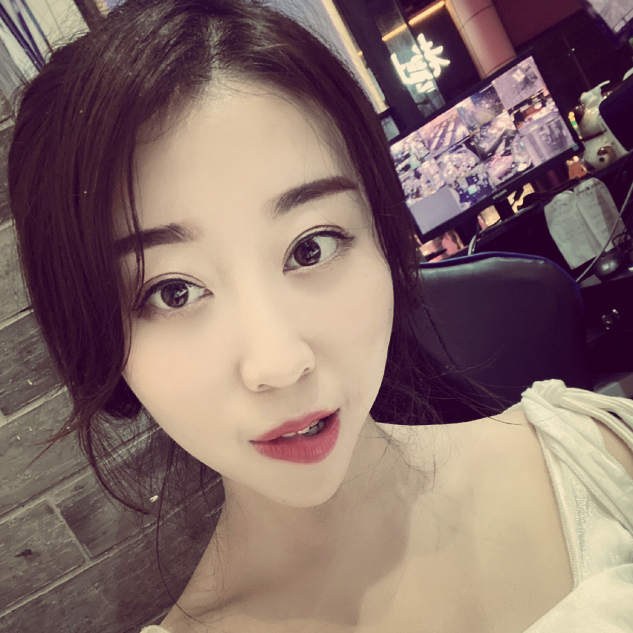 叶妤的照片