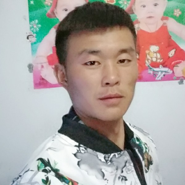 保温杯倾心听话的照片
