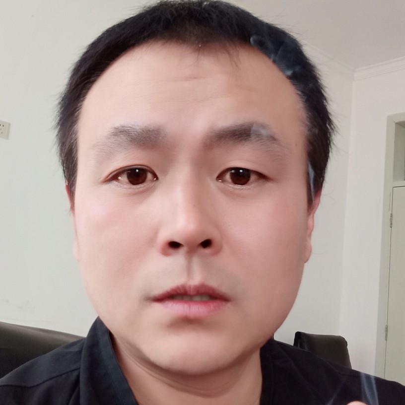 清爽回眸火的照片