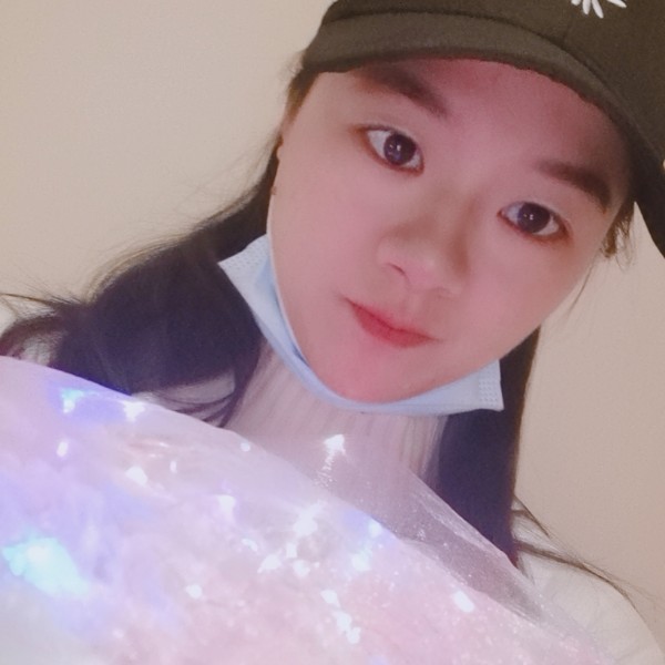 黯然浅吻凉笙的照片