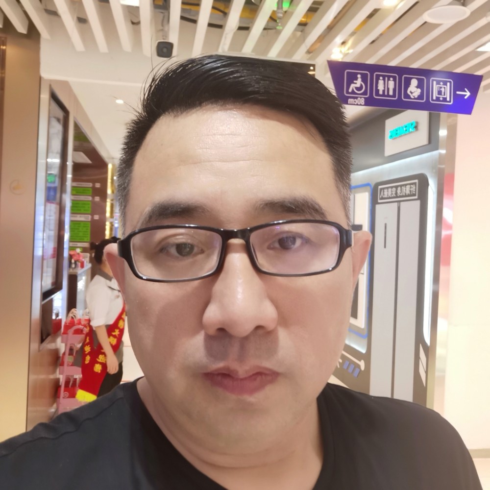 砖头等于务实的照片
