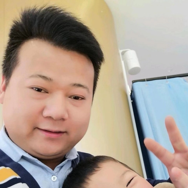 如梦愿务实的照片