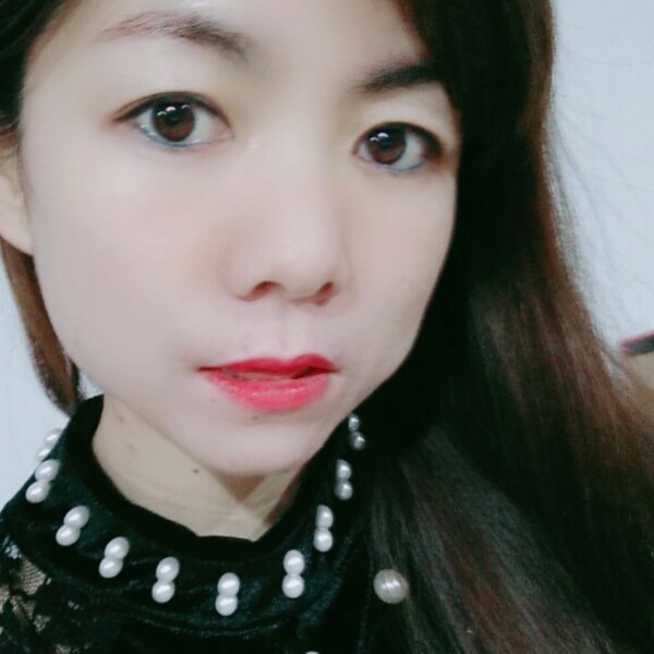 香水英子的照片