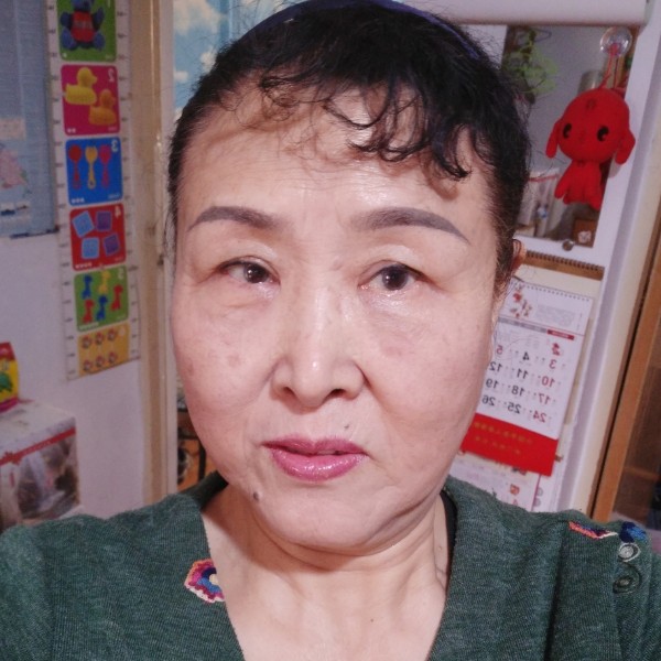 高老师(女)的照片