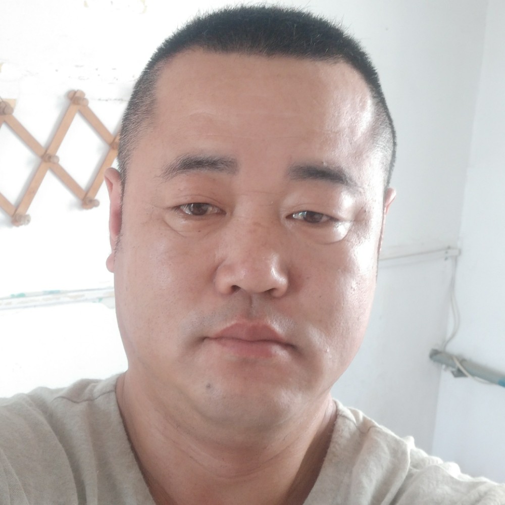 落后指甲油的照片