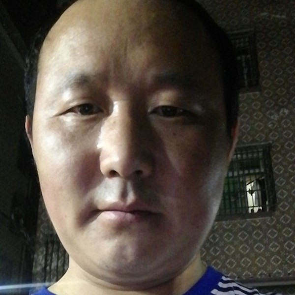 独寂晨阳小兵的照片