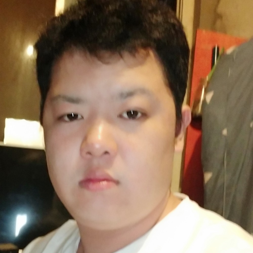 潶八的照片