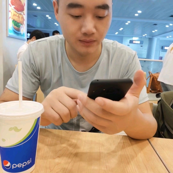 阔达闻猎豹的照片