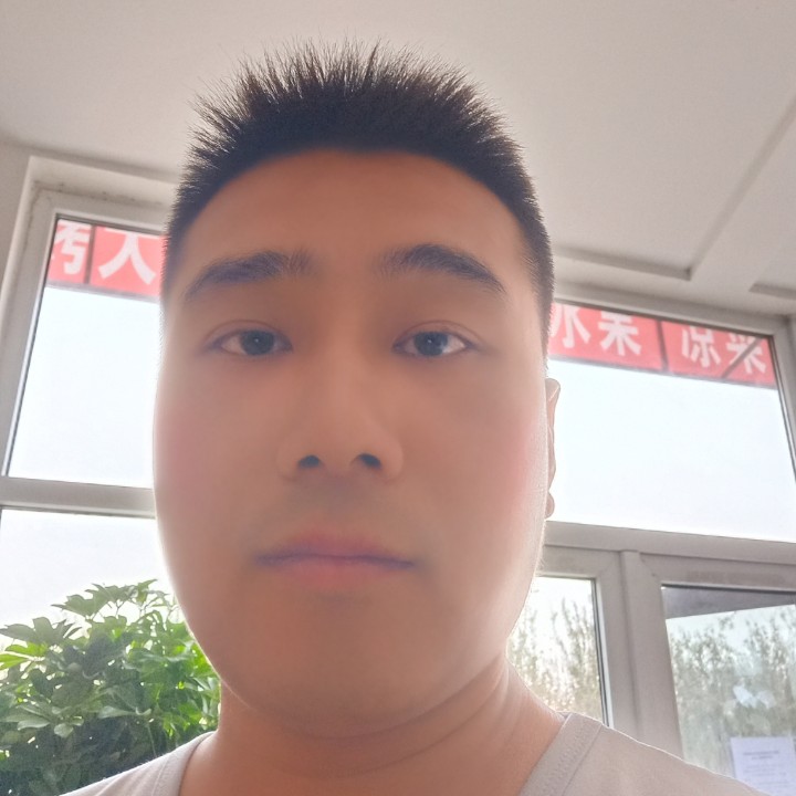 鞋子凝眸顺利的照片