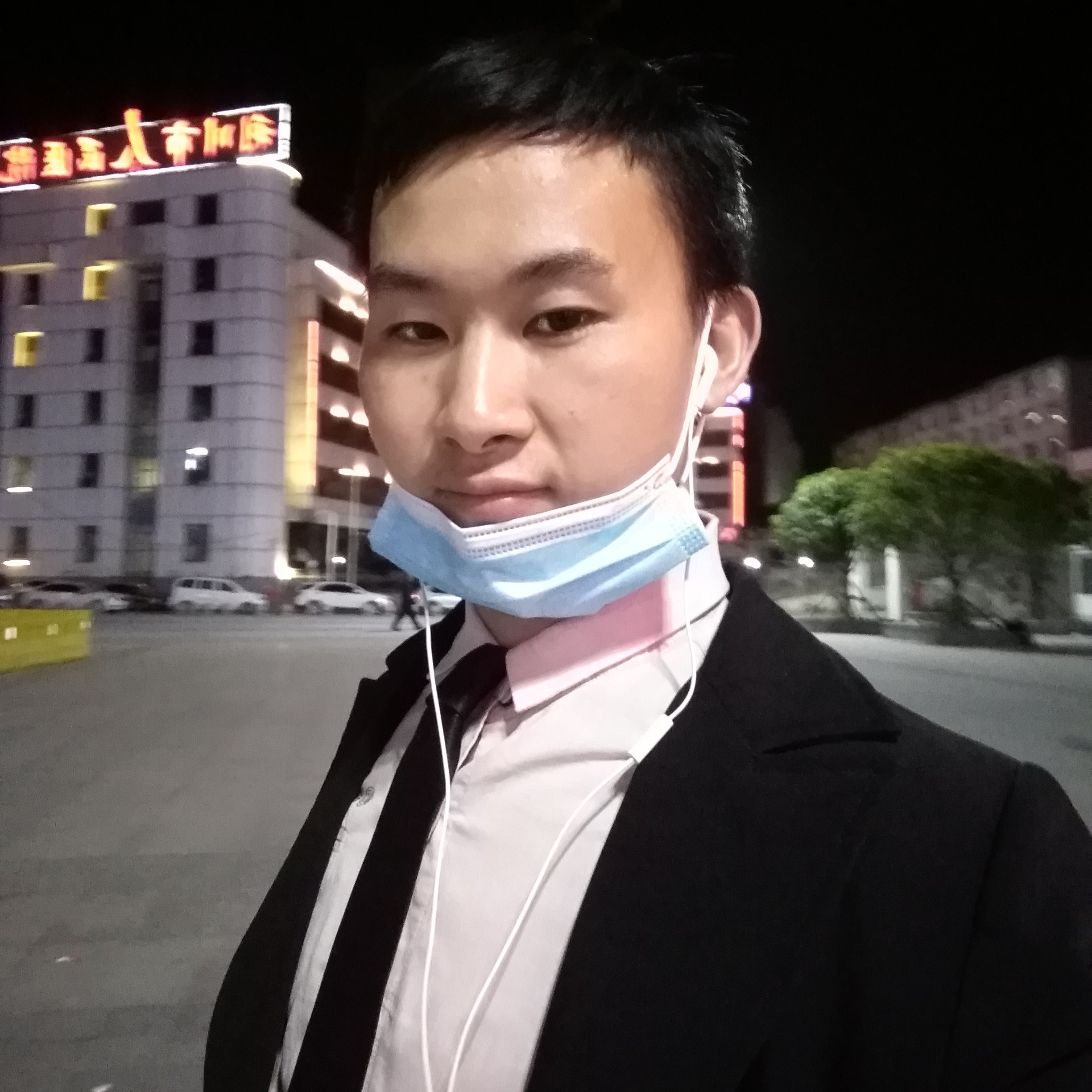 胡亮ss的照片