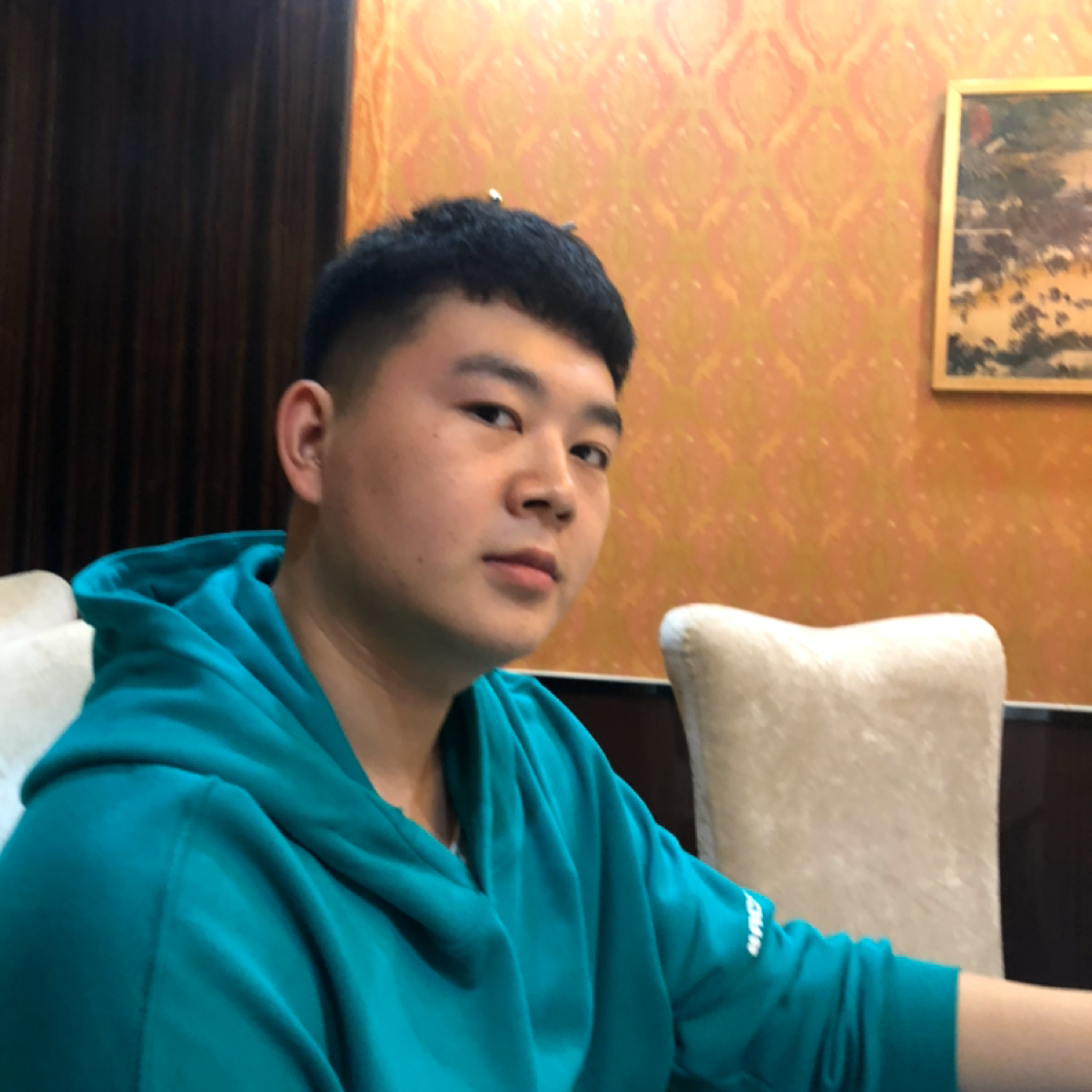 砖头和唠叨的照片