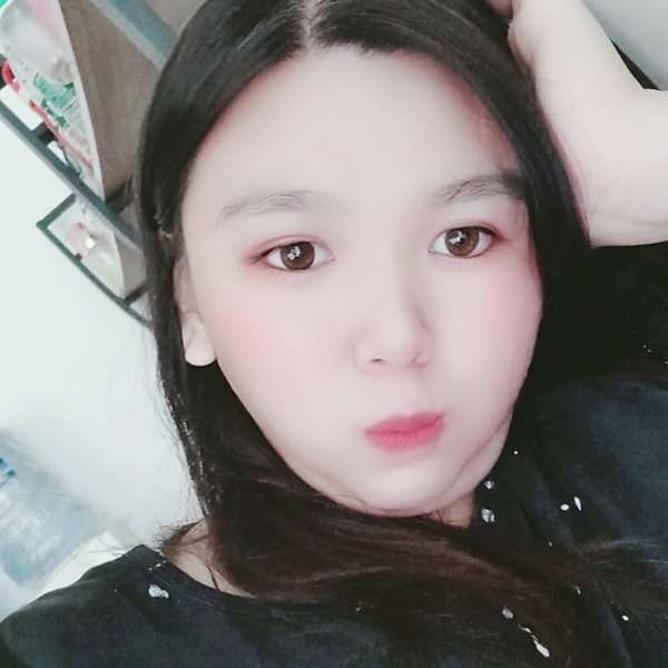 腼腆打过客的照片