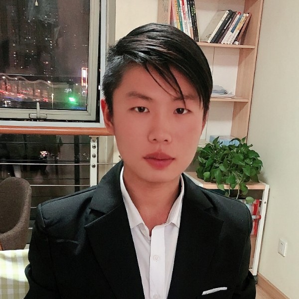 诺言挽手美好一天的照片