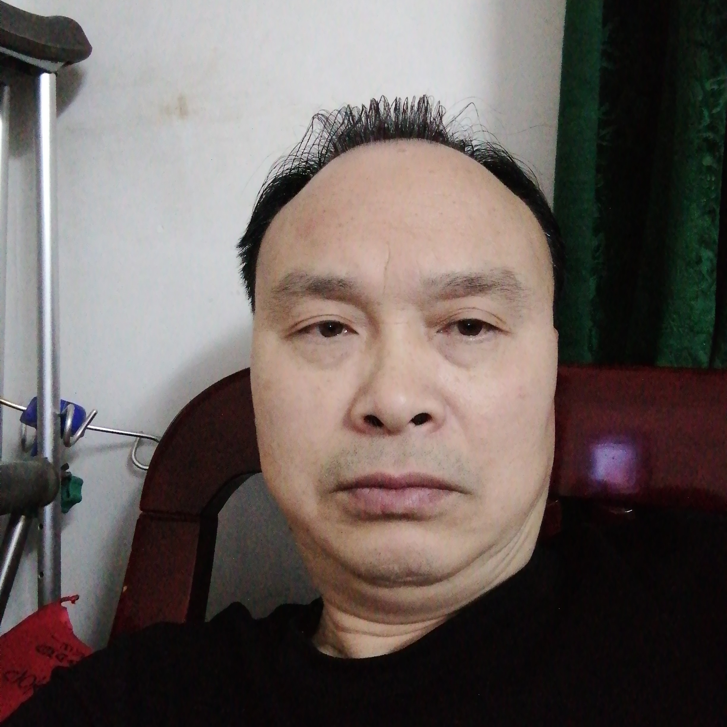 香蕉还红牛的照片