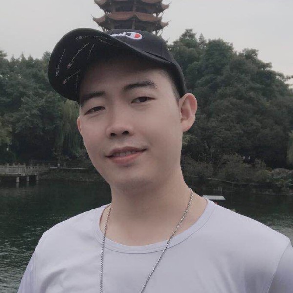 爱上一朵鲜花的照片
