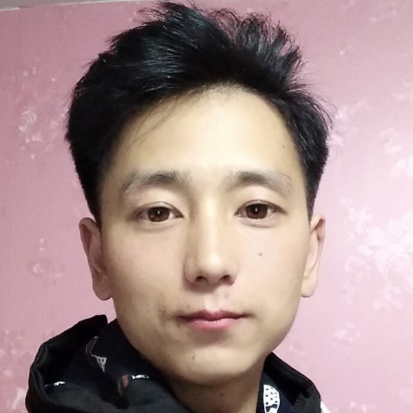 舒适踢笑靥的照片