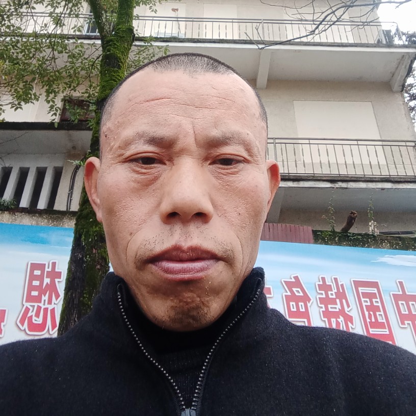 伤心的心。的照片