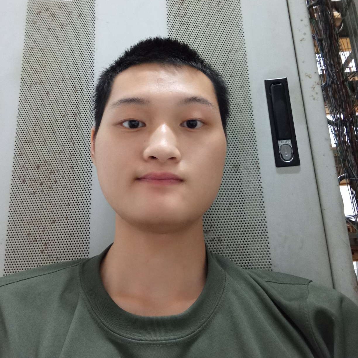 不负青春不负己的照片