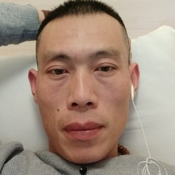 流浪的孤舟的照片