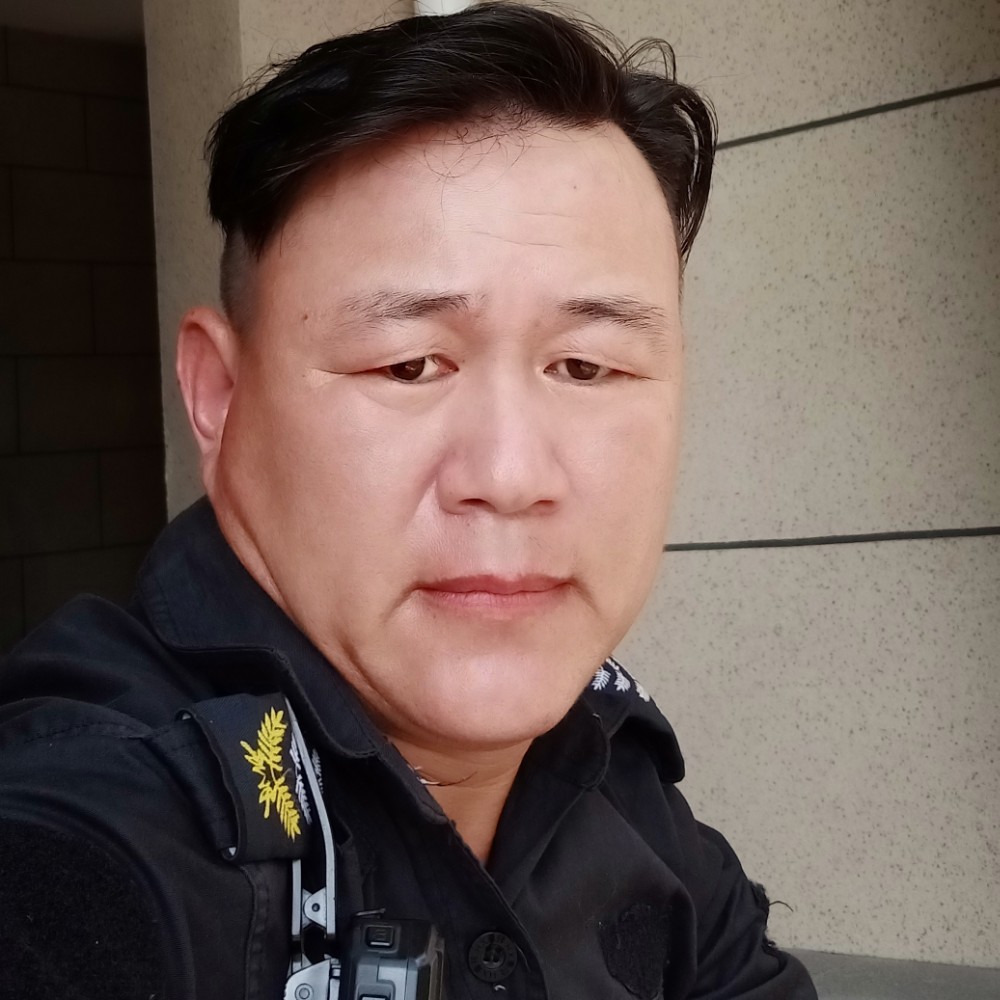 我想牵着你的手。的照片