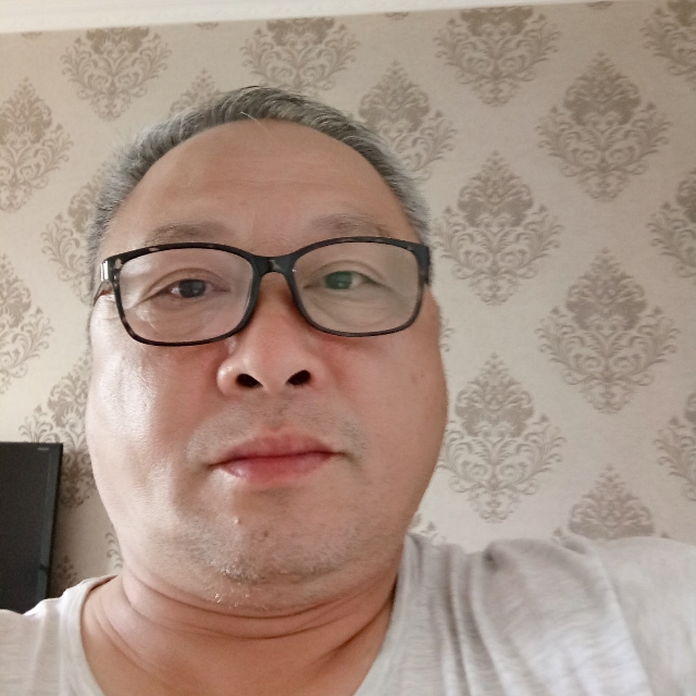 干净拾忆青栀的照片
