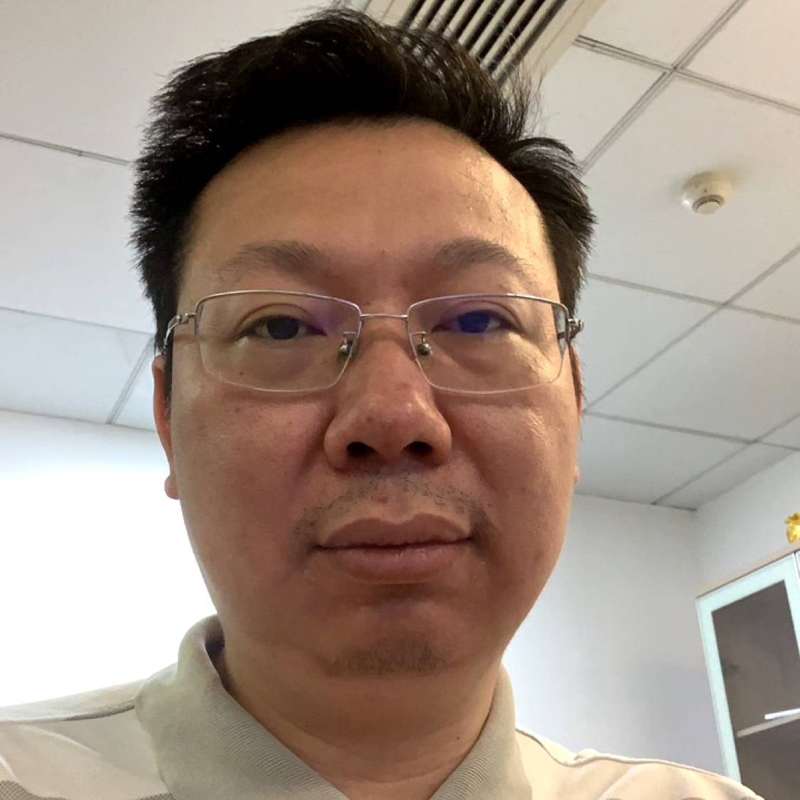 loyally的照片