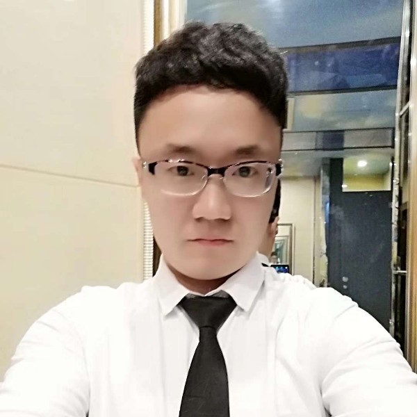 何文杰的照片