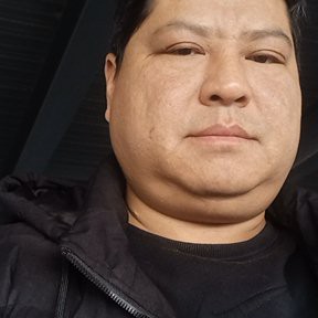 留胡子挽手冬瓜的照片