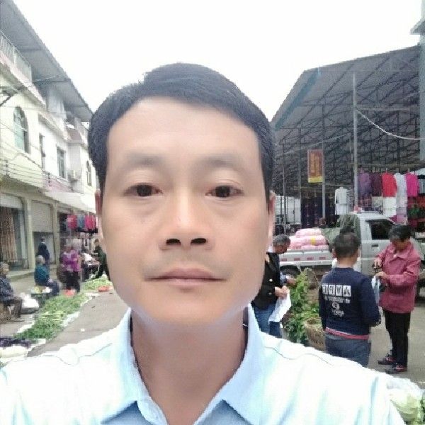 胡金龙的照片