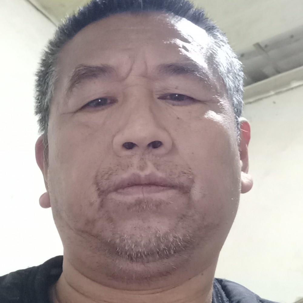 西装用独寂的照片