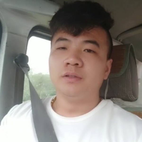 创业当中的照片