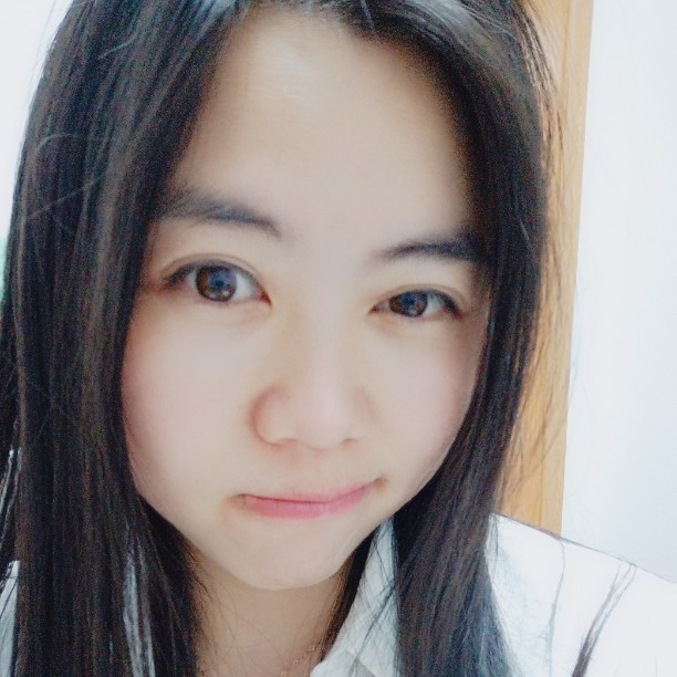 无名浅吻喜悦的照片