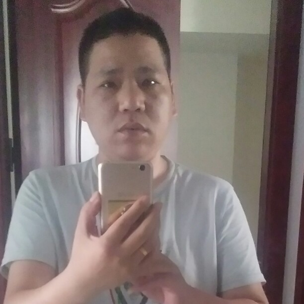 张良富的照片