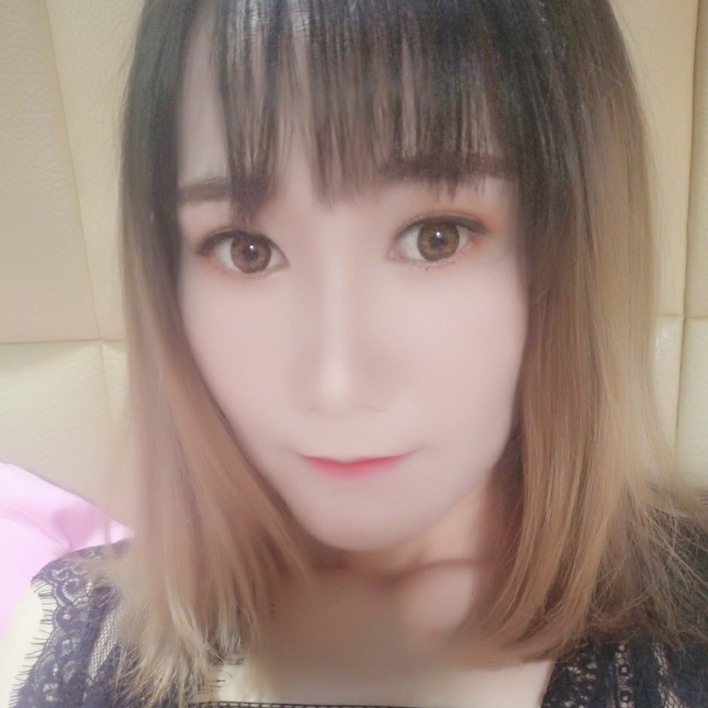 爱撒娇拿缥缈的照片