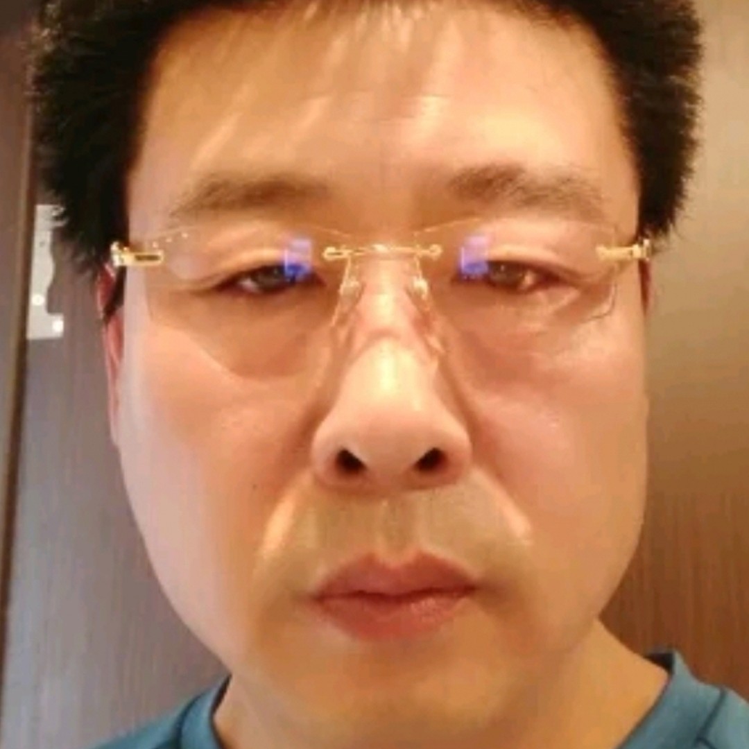憨汉子的照片