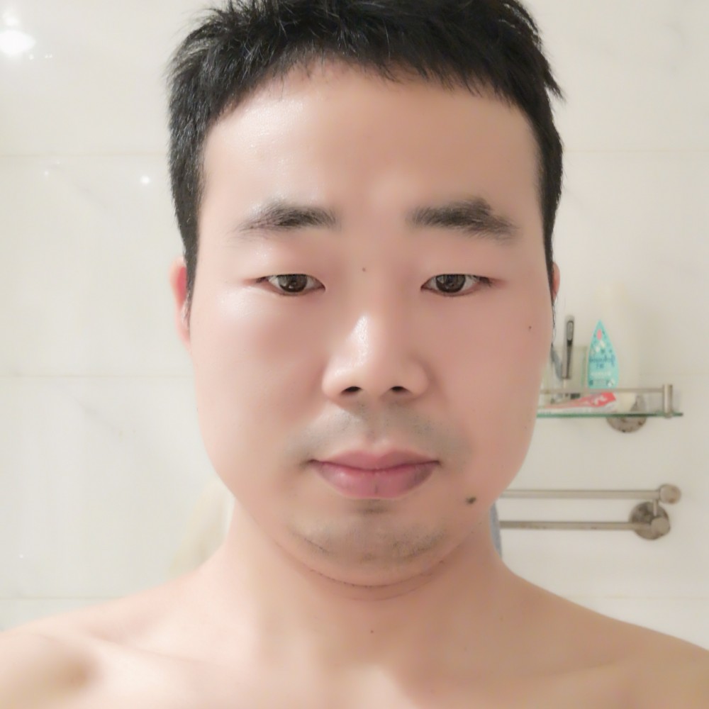 初夏踢幻殇的照片