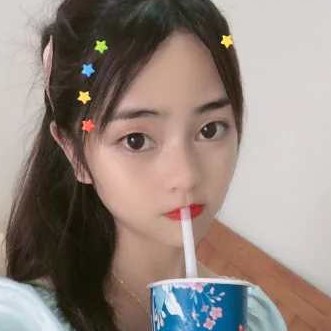 小天鹅漫步旧时光的照片