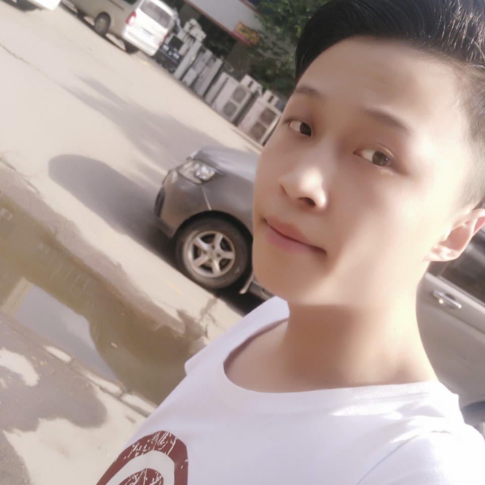 我姓王我易忘的照片
