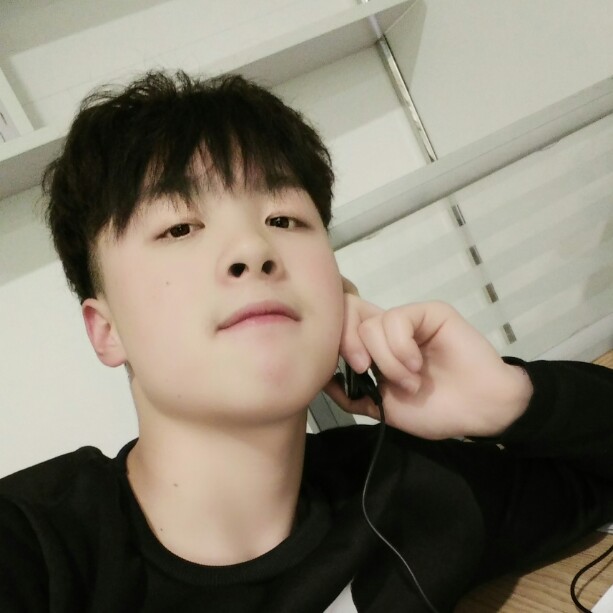 可爱男神的照片